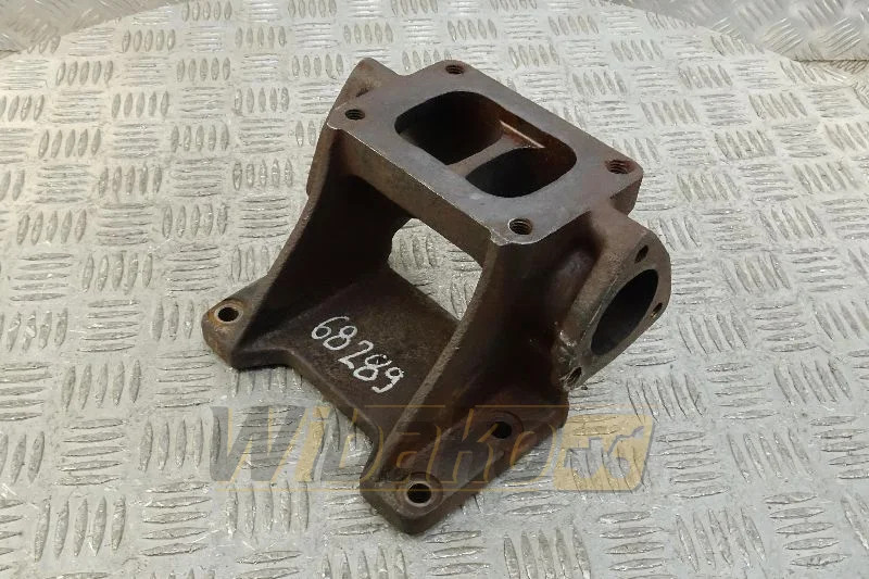 Deutz 04265489 - Izduvna grana za Građevinska mašina: slika 1 Deutz 04265489 - Izduvna grana za Građevinska mašina: slika 1