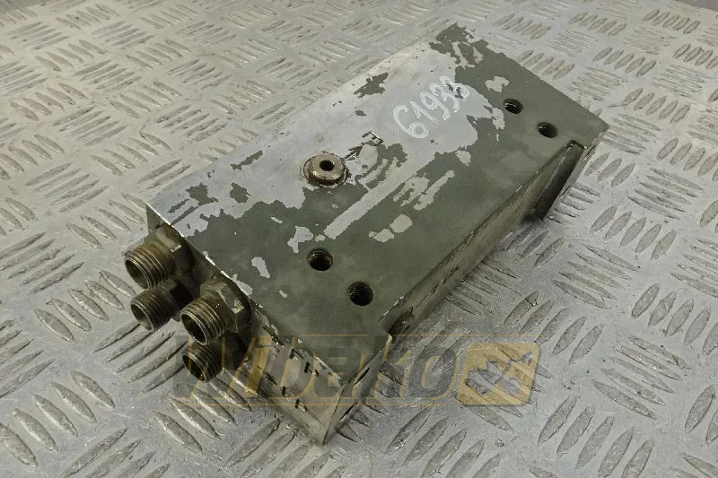 Liebherr 9885358 - Filter za gorivo za Građevinska mašina: slika 1 Liebherr 9885358 - Filter za gorivo za Građevinska mašina: slika 1