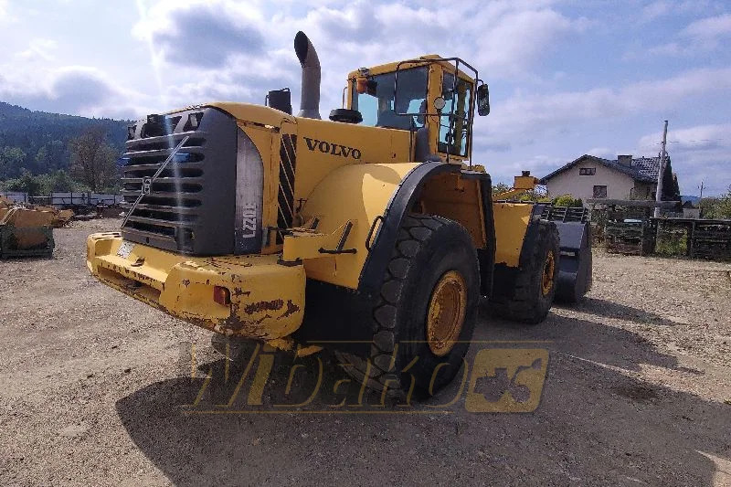 Volvo L220E - Utovarivač točkaš: slika 5 Volvo L220E - Utovarivač točkaš: slika 5
