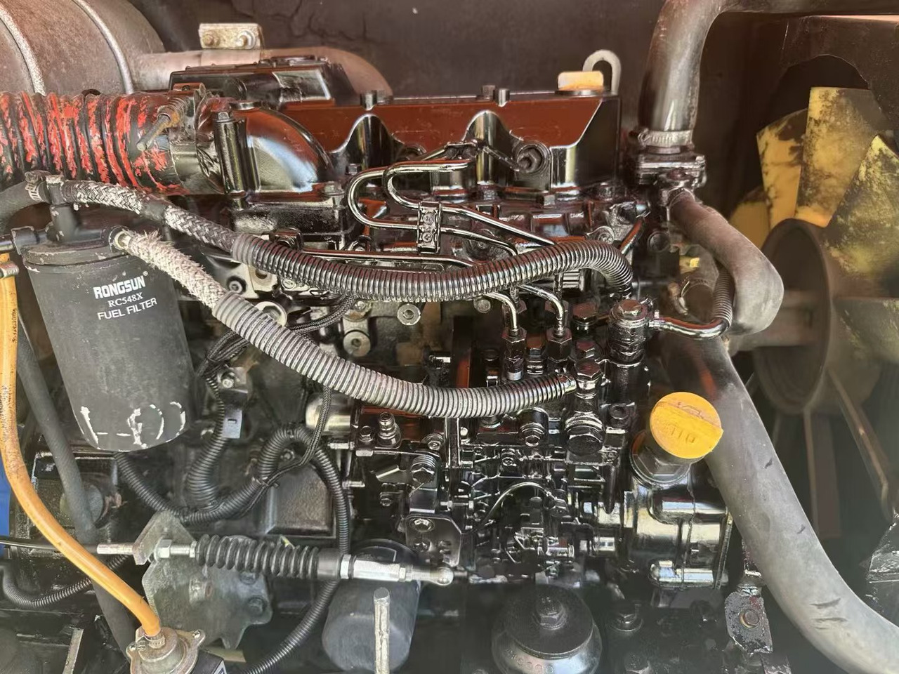 Novu Bager guseničar DOOSAN DX60: slika 17