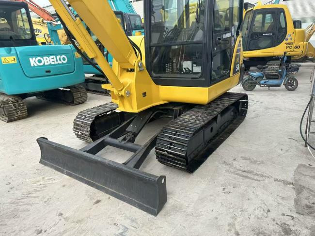 Bager guseničar KOMATSU PC56: slika 6