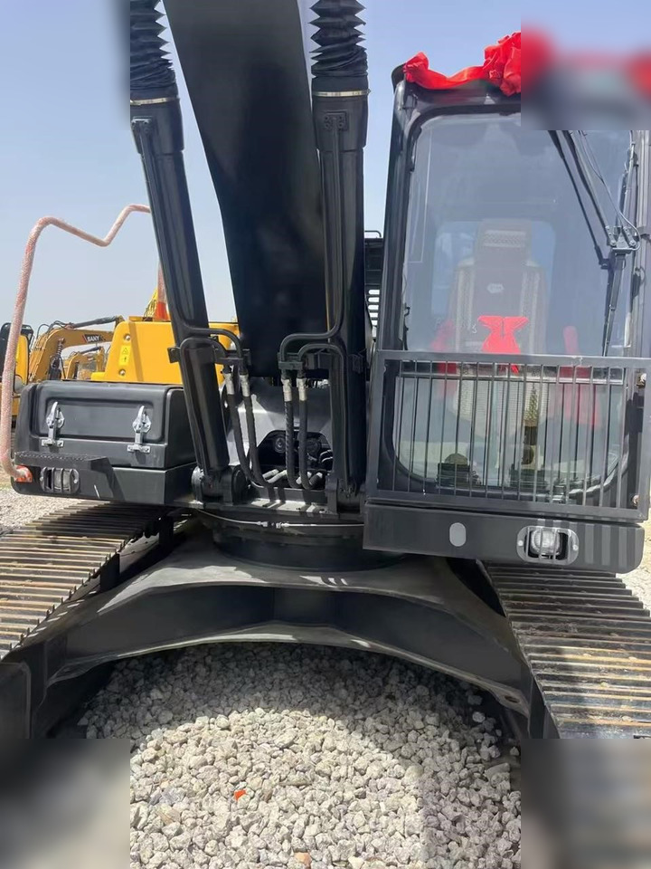 Bager guseničar VOLVO EC240: slika 13