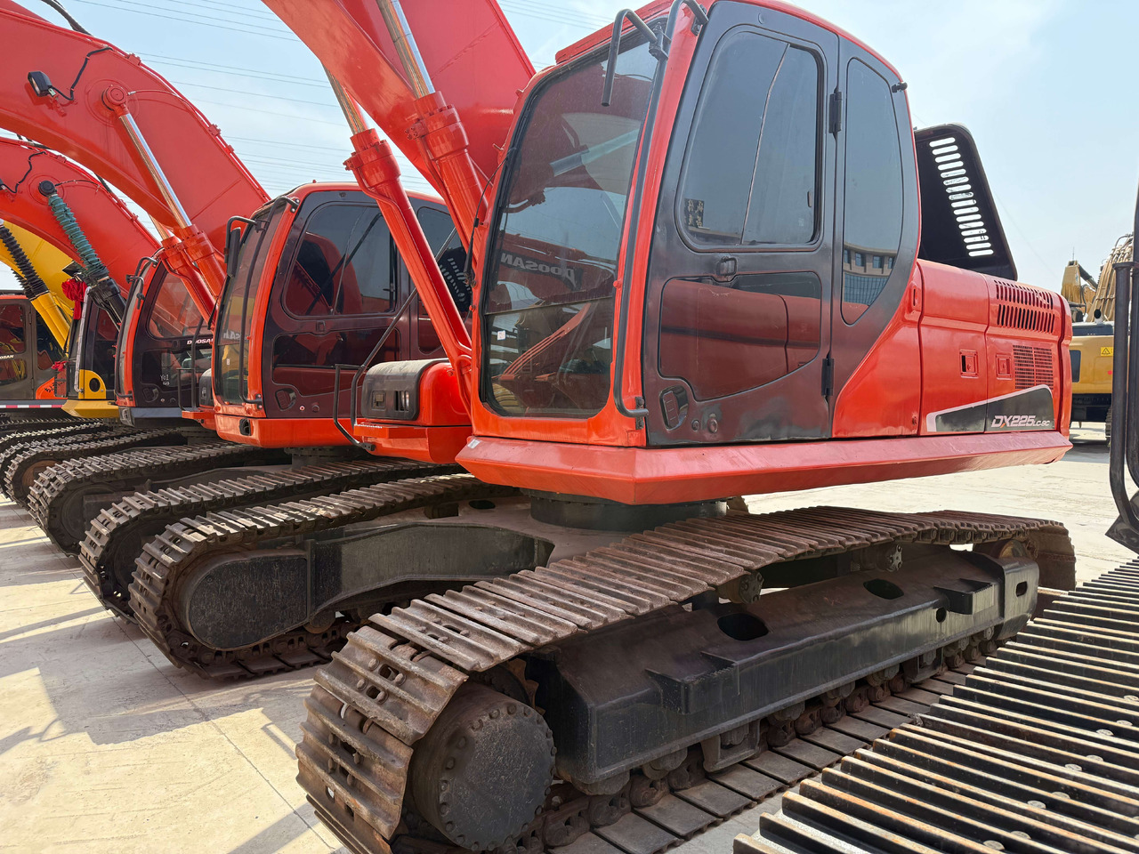 DOOSAN Used Digger Doosan DX225LC-9T Construction Machinery Construction Digger Used Doosan DX225LC-9T Cheap Excavator - Bager guseničar: slika 5 DOOSAN Used Digger Doosan DX225LC-9T Construction Machinery Construction Digger Used Doosan DX225LC-9T Cheap Excavator - Bager guseničar: slika 5