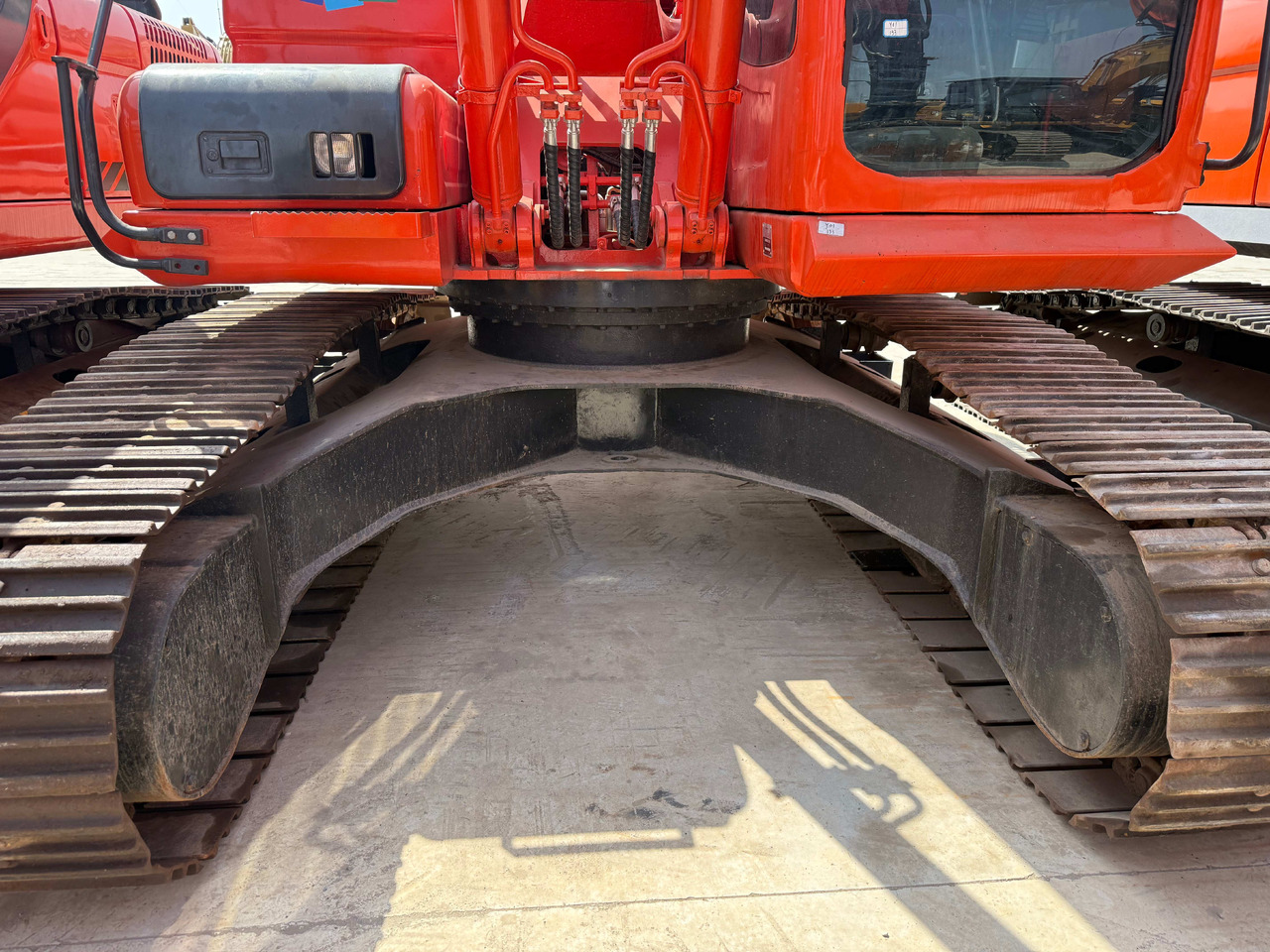 DOOSAN Used Digger Doosan DX225LC-9T Construction Machinery Construction Digger Used Doosan DX225LC-9T Cheap Excavator - Bager guseničar: slika 4 DOOSAN Used Digger Doosan DX225LC-9T Construction Machinery Construction Digger Used Doosan DX225LC-9T Cheap Excavator - Bager guseničar: slika 4