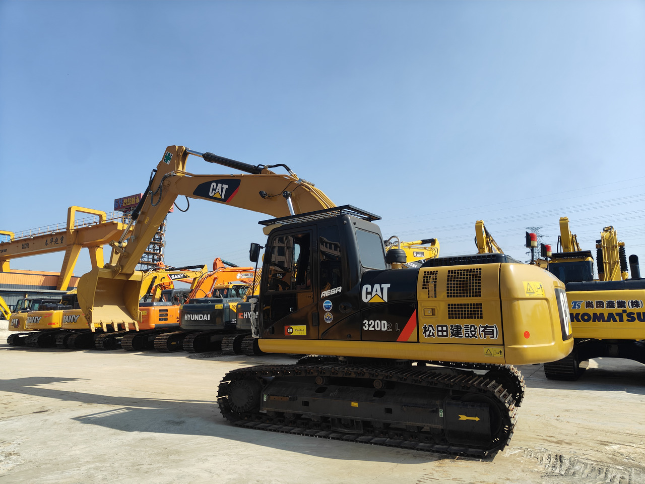 CATERPILLAR Crawler excavator 95% New Well Maintained Low Working Hours Used Excavator CAT320D CAT320d Used Excavator for Sale at the Lowest Price - Građevinska mašina: slika 5 CATERPILLAR Crawler excavator 95% New Well Maintained Low Working Hours Used Excavator CAT320D CAT320d Used Excavator for Sale at the Lowest Price - Građevinska mašina: slika 5