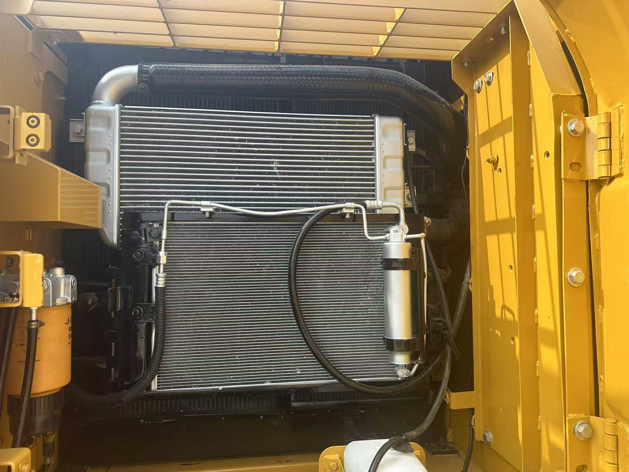 Građevinska mašina CATERPILLAR Used Digger CAT 323DL Construction Machinery Construction Digger Used CAT 323DL Cheap Excavator: slika 14 Građevinska mašina CATERPILLAR Used Digger CAT 323DL Construction Machinery Construction Digger Used CAT 323DL Cheap Excavator: slika 14