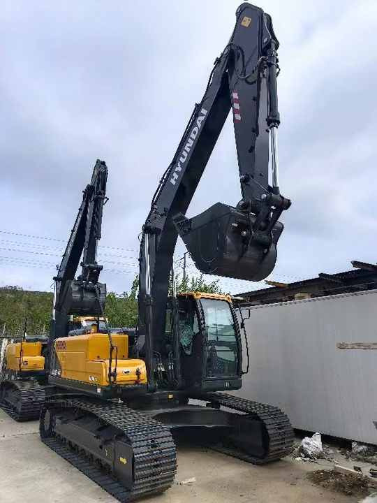 Hyundai Digger 225lvs Second Hand Korea Made High Performance Machine Hyundai Excavator for Sale - Bager guseničar: slika 2 Hyundai Digger 225lvs Second Hand Korea Made High Performance Machine Hyundai Excavator for Sale - Bager guseničar: slika 2