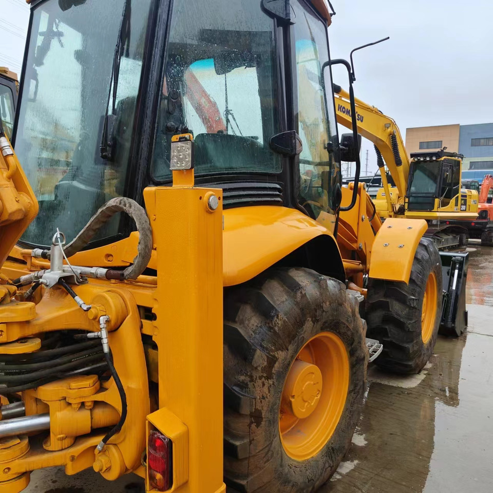 JCB 4CX - Bager utovarivač: slika 2 JCB 4CX - Bager utovarivač: slika 2