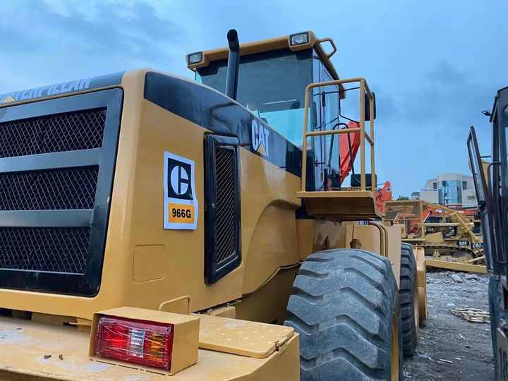 Loader Cat Japan Wheel Loader Used High Quality 966G in Good Working Condition for Sale - Utovarivač točkaš: slika 4 Loader Cat Japan Wheel Loader Used High Quality 966G in Good Working Condition for Sale - Utovarivač točkaš: slika 4