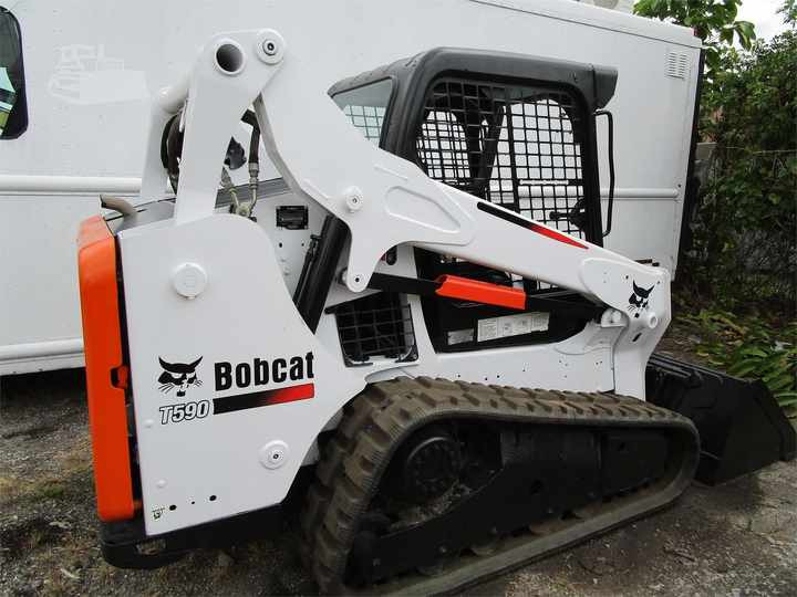 Used Bobcat T590 Used Skid Steer Loader with Good Condition for Sale S160 S185 S300 S330 T590 3T 4T 5T 2T - Mini utovarivač: slika 4 Used Bobcat T590 Used Skid Steer Loader with Good Condition for Sale S160 S185 S300 S330 T590 3T 4T 5T 2T - Mini utovarivač: slika 4