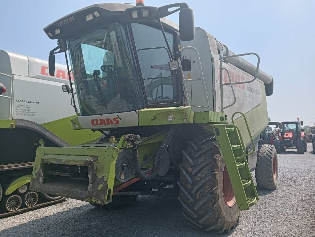 Claas Lexion 570  - Kombinovani kombajn: slika 1 Claas Lexion 570  - Kombinovani kombajn: slika 1