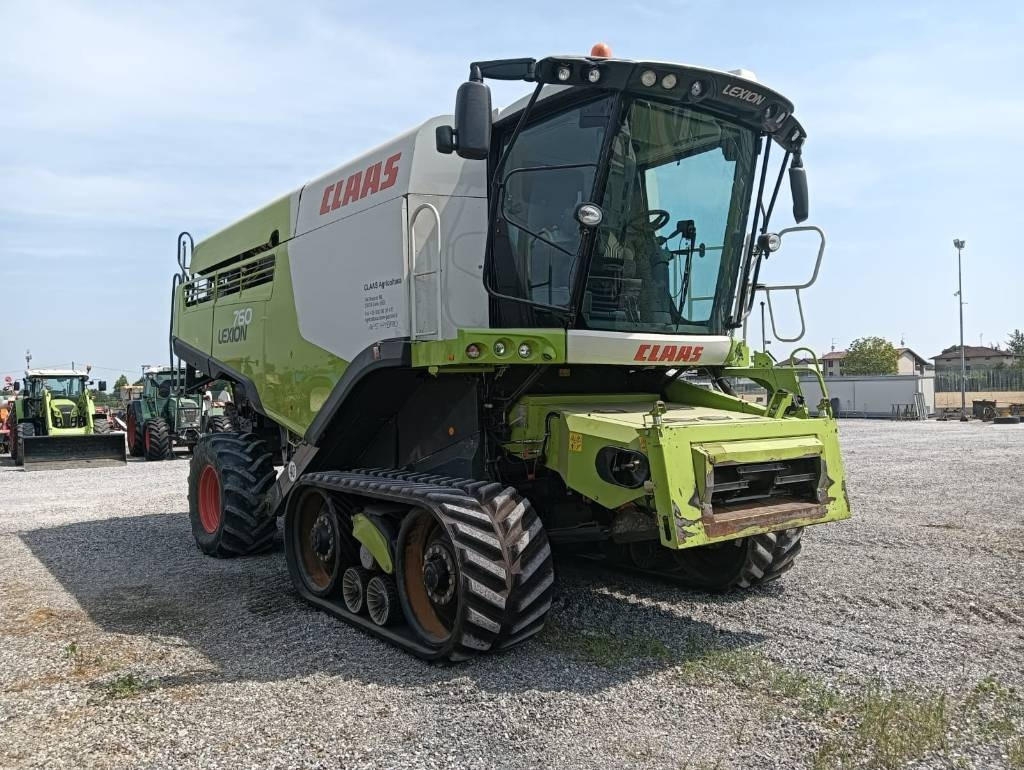 Claas Lexion 760 TT - Kombinovani kombajn: slika 1 Claas Lexion 760 TT - Kombinovani kombajn: slika 1