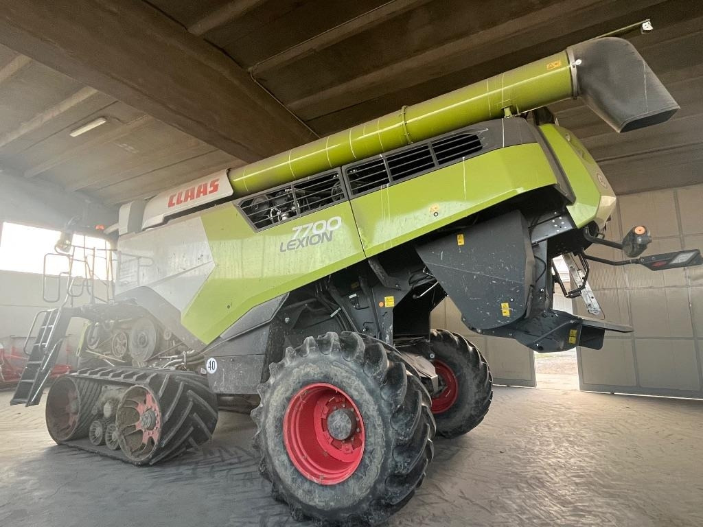 Claas Lexion 7700 TT RISO  - Kombinovani kombajn: slika 1 Claas Lexion 7700 TT RISO  - Kombinovani kombajn: slika 1