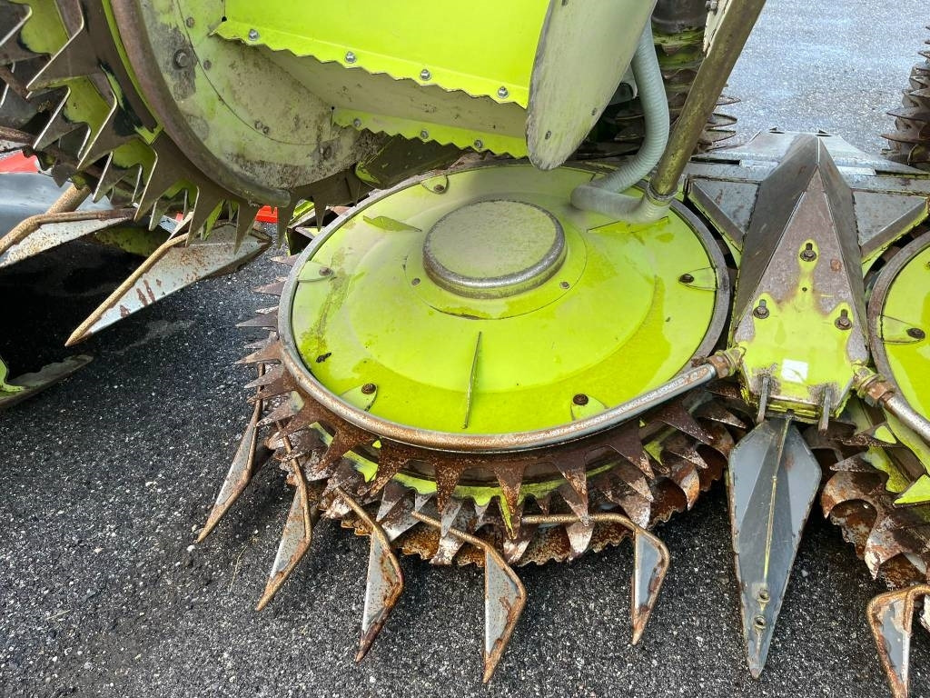 Claas Orbis 600 - Oprema za prevrtanje i razlaganje: slika 2 Claas Orbis 600 - Oprema za prevrtanje i razlaganje: slika 2