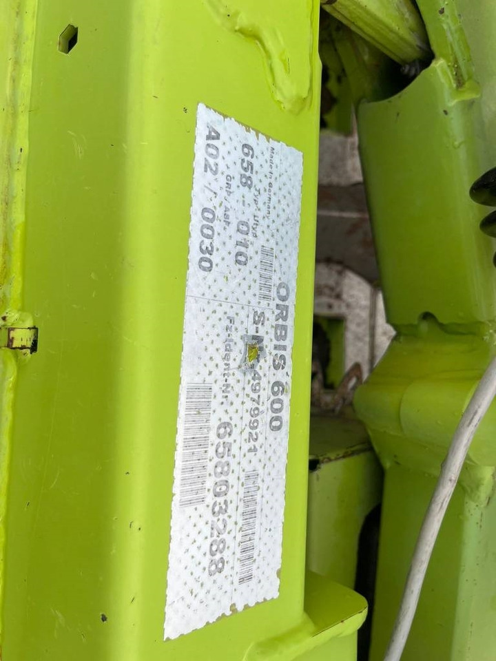 Claas Orbis 600 - Oprema za prevrtanje i razlaganje: slika 4 Claas Orbis 600 - Oprema za prevrtanje i razlaganje: slika 4