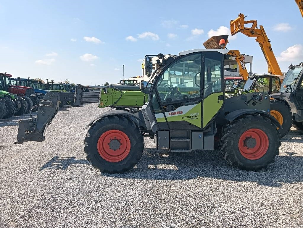 Teleskopski upravljač Claas Scorpion 1033: slika 14