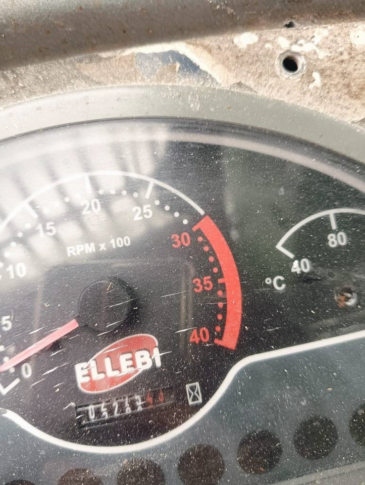 Faresin LEADER 2600 - Prikolica za mešanje stočne hrane: slika 2 Faresin LEADER 2600 - Prikolica za mešanje stočne hrane: slika 2