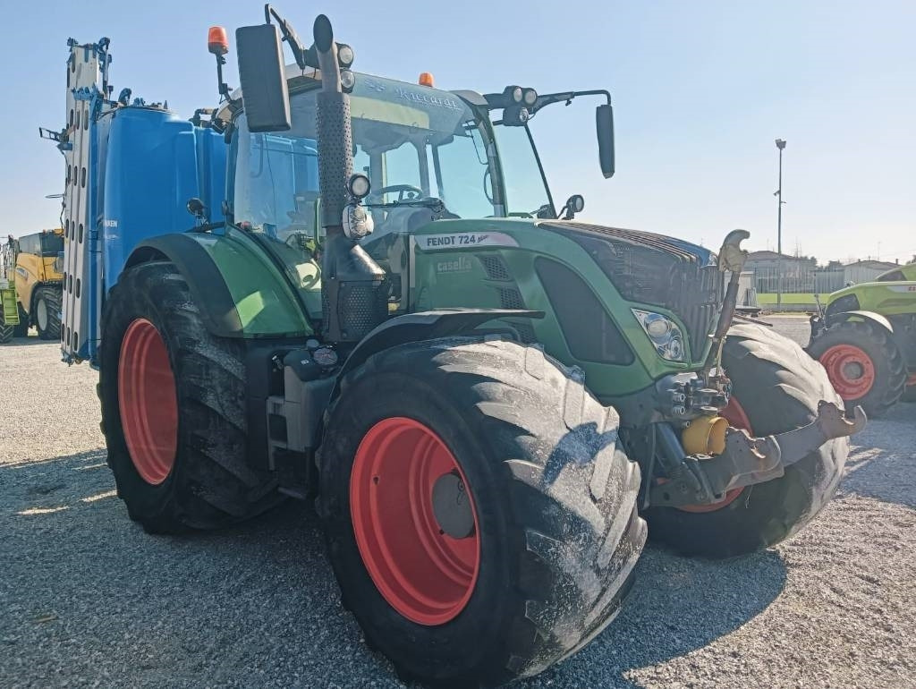 Fendt 724 Profi Plus - Traktor: slika 1 Fendt 724 Profi Plus - Traktor: slika 1
