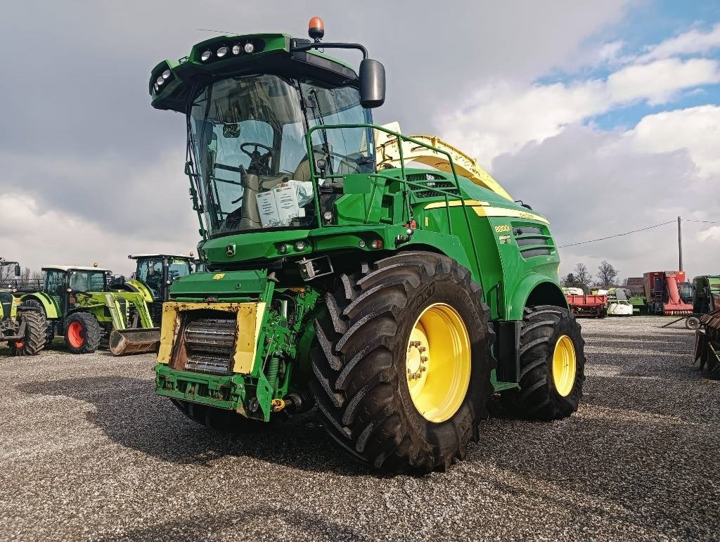 John Deere 8800 - Kombajn za stočnu hranu: slika 2 John Deere 8800 - Kombajn za stočnu hranu: slika 2