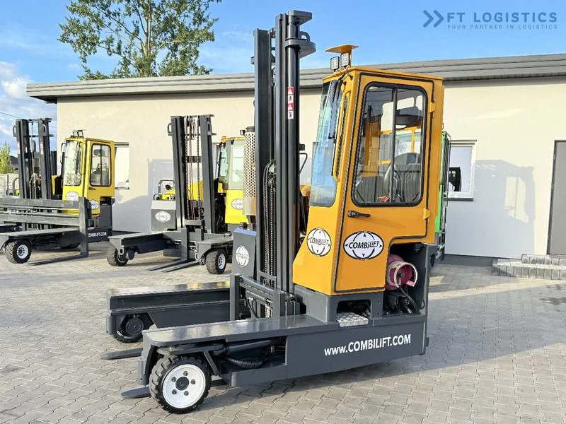 Combilift C3000 / GAS / DUPLEX 4500MM / ONLY 3096 HOURS / FORK SIDE SHIFT / FULL CABIN / EXCELLENT CONDITION / Wide range of four-way and - Viljuškar sa 4 strane: slika 3 Combilift C3000 / GAS / DUPLEX 4500MM / ONLY 3096 HOURS / FORK SIDE SHIFT / FULL CABIN / EXCELLENT CONDITION / Wide range of four-way and - Viljuškar sa 4 strane: slika 3