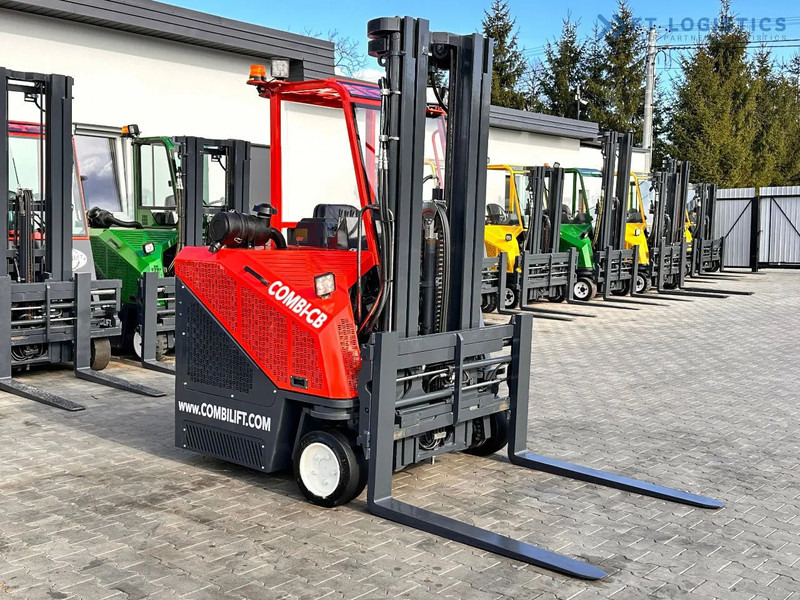 Viljuškar sa 4 strane Combilift C3000CB / LPG / TRIPLEX / 5500MM / FREE LIFT / FORK SHIFT / POSITIONER C3000CB / LPG / TRIPLEX / 5500MM / FREE LIFT / FORK SHIFT: slika 15