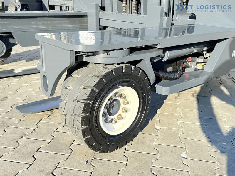 Combilift C4000 / DIESEL / DUPLEX 4100MM / FREE LIFT / SIDE SHIFT / FULL CABIN / EXCELLENT CONDITION / Wide range of four-way and side loa - Viljuškar sa 4 strane: slika 2 Combilift C4000 / DIESEL / DUPLEX 4100MM / FREE LIFT / SIDE SHIFT / FULL CABIN / EXCELLENT CONDITION / Wide range of four-way and side loa - Viljuškar sa 4 strane: slika 2