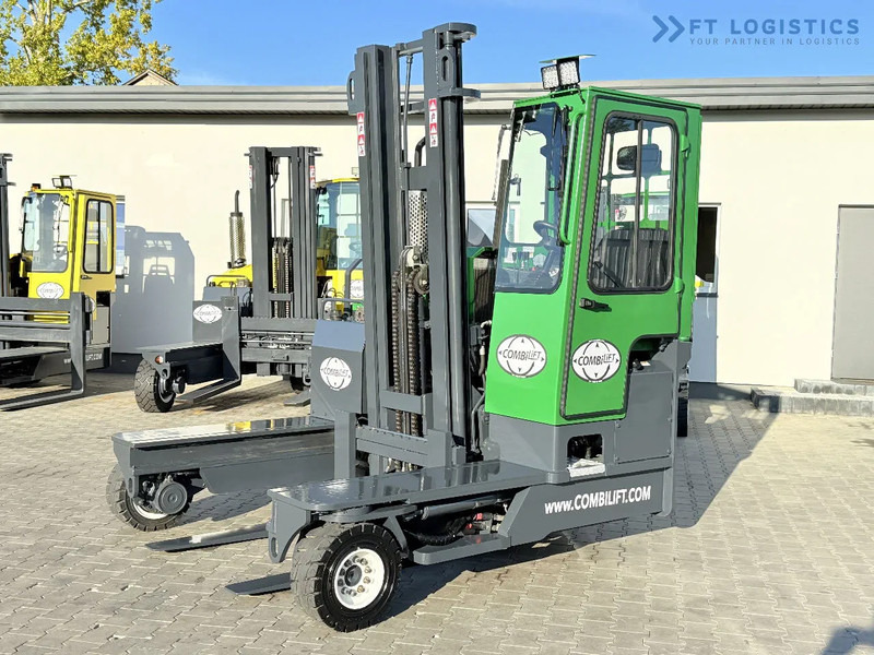 Combilift C4000 / DIESEL / DUPLEX 4100MM / FREE LIFT / SIDE SHIFT / FULL CABIN / EXCELLENT CONDITION / Wide range of four-way and side loa - Viljuškar sa 4 strane: slika 1 Combilift C4000 / DIESEL / DUPLEX 4100MM / FREE LIFT / SIDE SHIFT / FULL CABIN / EXCELLENT CONDITION / Wide range of four-way and side loa - Viljuškar sa 4 strane: slika 1