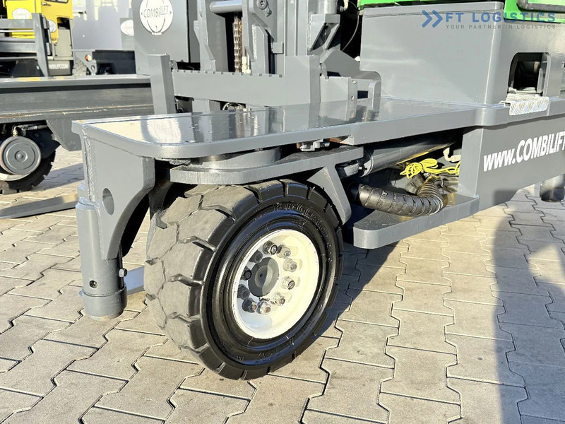 Combilift C4000 / GAS / TRIPLEX - 6900MM / FREE-LIFT / FULL CABIN C4000 / GAS / TRIPLEX - 6900MM / FREE-LIFT / FULL CABIN - Viljuškar sa 4 strane: slika 4 Combilift C4000 / GAS / TRIPLEX - 6900MM / FREE-LIFT / FULL CABIN C4000 / GAS / TRIPLEX - 6900MM / FREE-LIFT / FULL CABIN - Viljuškar sa 4 strane: slika 4
