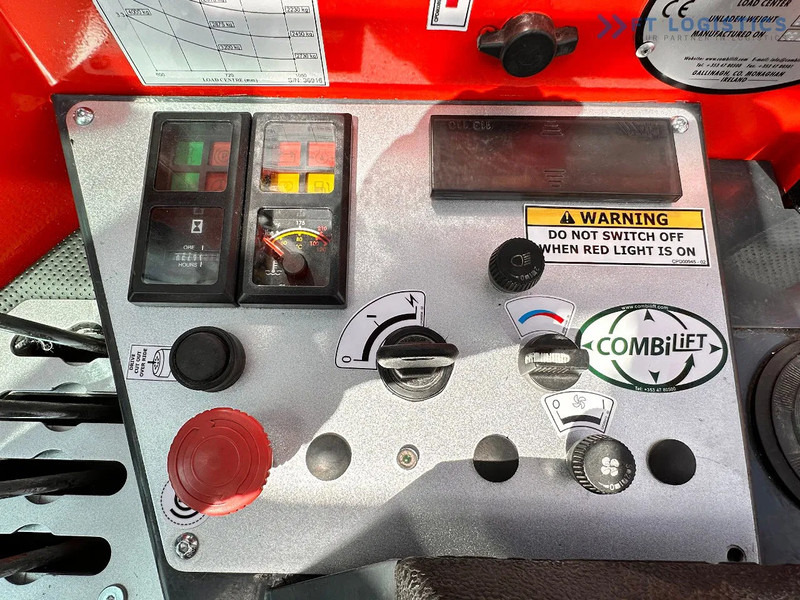 Viljuškar sa 4 strane Combilift C4000 / TRIPLEX / 9300MM / FREE LIFT / POSITIONER / LPG / CABIN C4000 / TRIPLEX / 9300MM / FREE LIFT / POSITIONER / LPG / CABIN: slika 18 Viljuškar sa 4 strane Combilift C4000 / TRIPLEX / 9300MM / FREE LIFT / POSITIONER / LPG / CABIN C4000 / TRIPLEX / 9300MM / FREE LIFT / POSITIONER / LPG / CABIN: slika 18