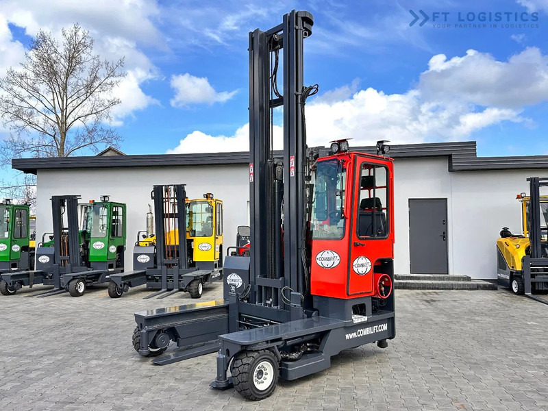 Combilift C4000 / TRIPLEX / 9300MM / FREE LIFT / POSITIONER / LPG / CABIN C4000 / TRIPLEX / 9300MM / FREE LIFT / POSITIONER / LPG / CABIN - Viljuškar sa 4 strane: slika 2 Combilift C4000 / TRIPLEX / 9300MM / FREE LIFT / POSITIONER / LPG / CABIN C4000 / TRIPLEX / 9300MM / FREE LIFT / POSITIONER / LPG / CABIN - Viljuškar sa 4 strane: slika 2