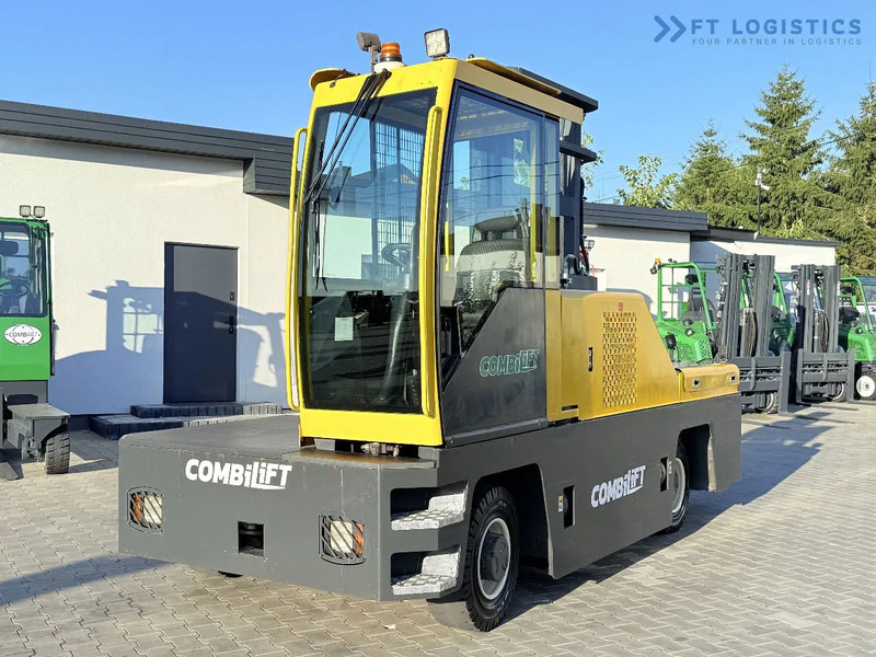 Combilift C5000FSL / DIESEL / DUPLEX - 4000MM / FREE-LIFT / CABIN / A wide range of four-way and side loaders, tailored to diverse needs a - Bočni utovarivač: slika 3 Combilift C5000FSL / DIESEL / DUPLEX - 4000MM / FREE-LIFT / CABIN / A wide range of four-way and side loaders, tailored to diverse needs a - Bočni utovarivač: slika 3