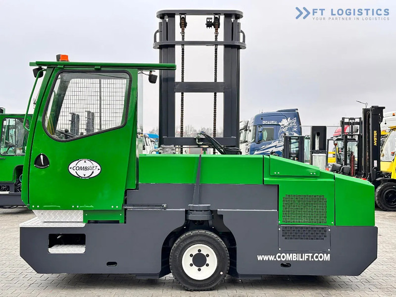Combilift C5000SL / DIESEL / 4500MM / DUPLEX / CABIN / PLATFORMS / LIKE NEW C5000SL / DIESEL / 4500MM / DUPLEX / CABIN / PLATFORMS / LIKE - Bočni utovarivač: slika 3 Combilift C5000SL / DIESEL / 4500MM / DUPLEX / CABIN / PLATFORMS / LIKE NEW C5000SL / DIESEL / 4500MM / DUPLEX / CABIN / PLATFORMS / LIKE - Bočni utovarivač: slika 3