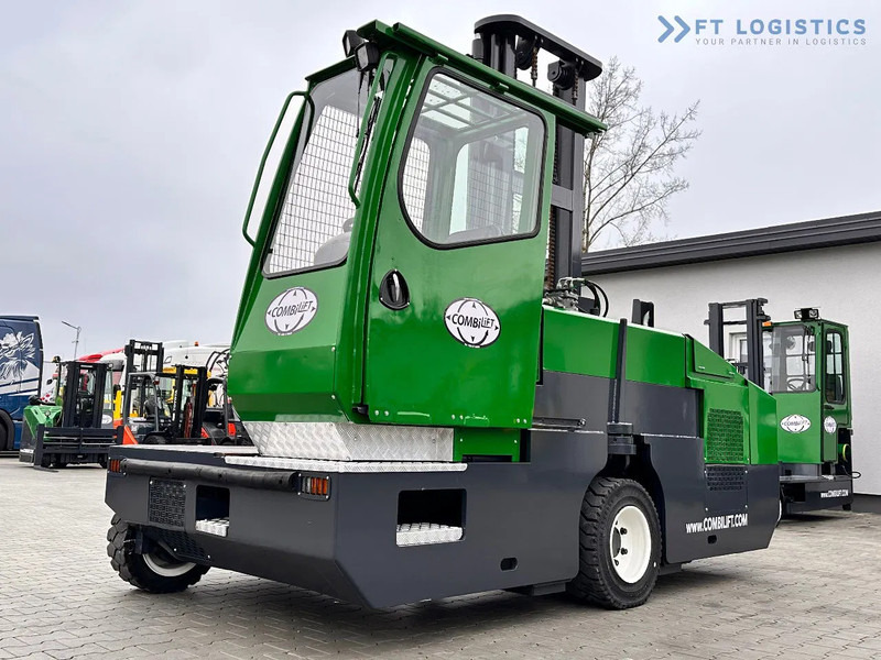 Combilift C5000SL / DIESEL / 4500MM / DUPLEX / CABIN / PLATFORMS / LIKE NEW C5000SL / DIESEL / 4500MM / DUPLEX / CABIN / PLATFORMS / LIKE - Bočni utovarivač: slika 4 Combilift C5000SL / DIESEL / 4500MM / DUPLEX / CABIN / PLATFORMS / LIKE NEW C5000SL / DIESEL / 4500MM / DUPLEX / CABIN / PLATFORMS / LIKE - Bočni utovarivač: slika 4