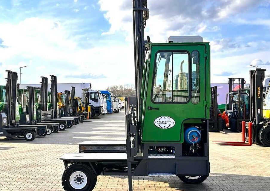 Combilift C5000XL / LPG / AIR CONDITIONING / WIDE POSITIONER / DUPLEX MAST / ADJUSTABLE FORKS / NEW TIRES / EXCELLENT CONDITION! - Viljuškar sa 4 strane: slika 3 Combilift C5000XL / LPG / AIR CONDITIONING / WIDE POSITIONER / DUPLEX MAST / ADJUSTABLE FORKS / NEW TIRES / EXCELLENT CONDITION! - Viljuškar sa 4 strane: slika 3