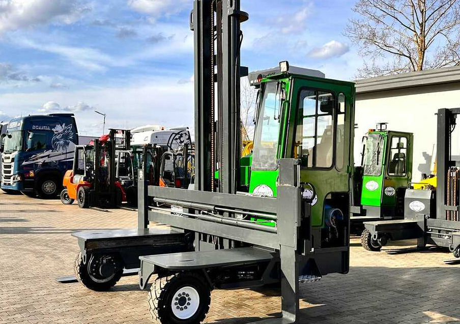 Combilift C5000XL / LPG / AIR CONDITIONING / WIDE POSITIONER / DUPLEX MAST / ADJUSTABLE FORKS / NEW TIRES / EXCELLENT CONDITION! - Viljuškar sa 4 strane: slika 3 Combilift C5000XL / LPG / AIR CONDITIONING / WIDE POSITIONER / DUPLEX MAST / ADJUSTABLE FORKS / NEW TIRES / EXCELLENT CONDITION! - Viljuškar sa 4 strane: slika 3