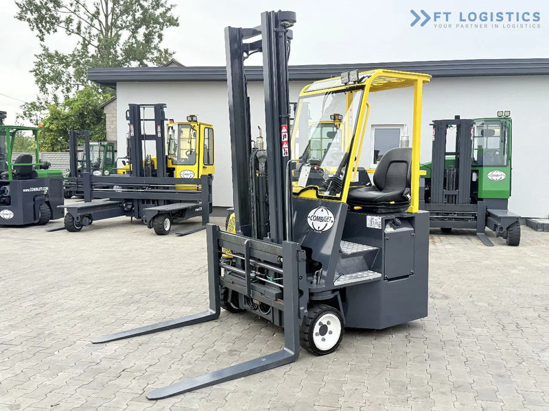 Viljuškar sa 4 strane Combilift CB2500 / DUPLEX / 4100MM / DIESEL / FREE LIFT / FORK POSITIONER / SIDE SHIFT / LIKE NEW / Wide range of four-way and side loader: slika 1