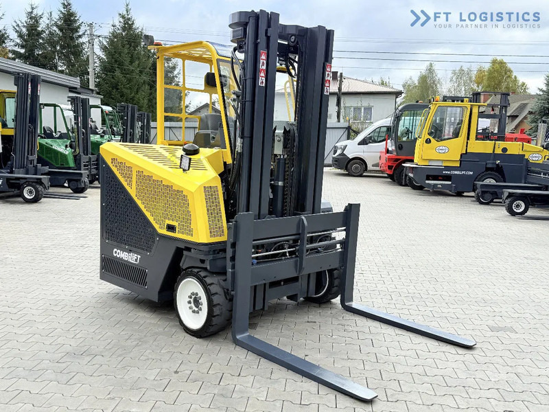 Combilift CB4000 / GAS / TRIPLEX 5200MM / FREE LIFT / FORK POSITIONER / SIDE SHIFT / EXCELLENT CONDITION / Wide range of four-way and side - Viljuškar sa 4 strane: slika 5 Combilift CB4000 / GAS / TRIPLEX 5200MM / FREE LIFT / FORK POSITIONER / SIDE SHIFT / EXCELLENT CONDITION / Wide range of four-way and side - Viljuškar sa 4 strane: slika 5