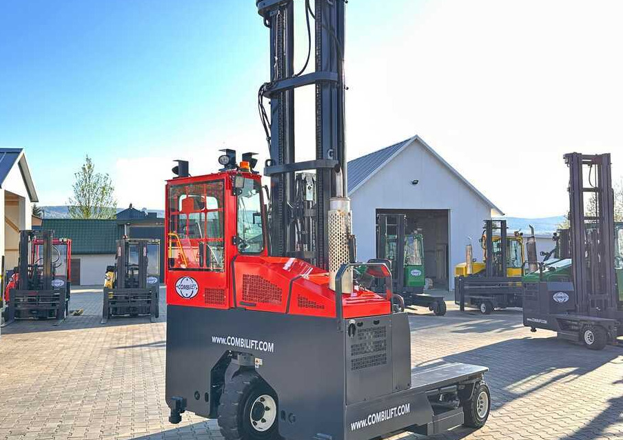 Viljuškar sa 4 strane Combilift COMBILIFT C4000 – TRIPLEX 9300 mm – Year 2017 – GAS – FREE LIFT – FORK SIDE SHIFT – CONDITION 5/5: slika 7