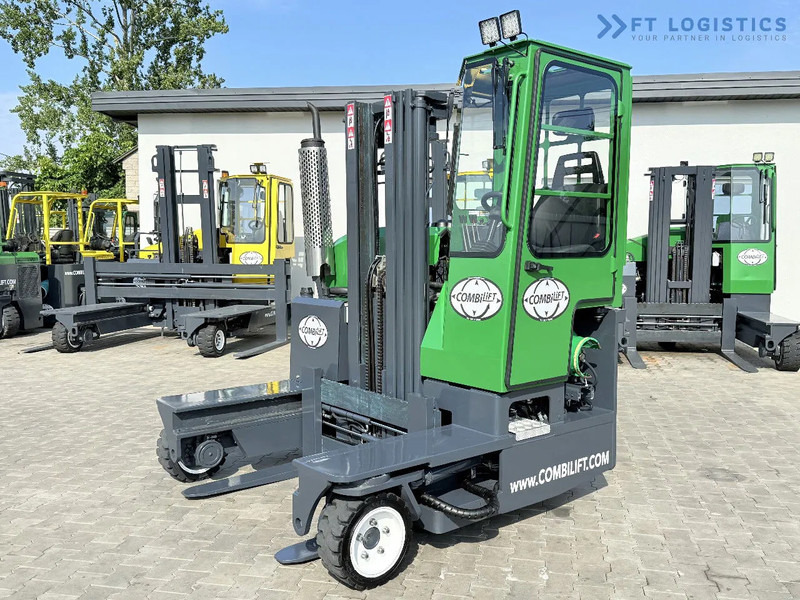 Combilift Combilift C2500 / GAS / TRIPLEX 4900MM / FREE LIFT / ONLY 2446 HOURS / FORK POSITIONER / FULL CABIN / PERFECT CONDITION / Wide r - Viljuškar sa 4 strane: slika 2 Combilift Combilift C2500 / GAS / TRIPLEX 4900MM / FREE LIFT / ONLY 2446 HOURS / FORK POSITIONER / FULL CABIN / PERFECT CONDITION / Wide r - Viljuškar sa 4 strane: slika 2