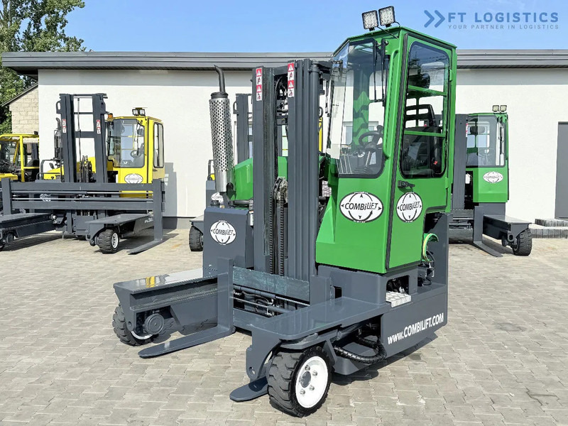 Combilift Combilift C2500 / GAS / TRIPLEX 4900MM / FREE LIFT / ONLY 2446 HOURS / FORK POSITIONER / FULL CABIN / PERFECT CONDITION / Wide r - Viljuškar sa 4 strane: slika 1 Combilift Combilift C2500 / GAS / TRIPLEX 4900MM / FREE LIFT / ONLY 2446 HOURS / FORK POSITIONER / FULL CABIN / PERFECT CONDITION / Wide r - Viljuškar sa 4 strane: slika 1