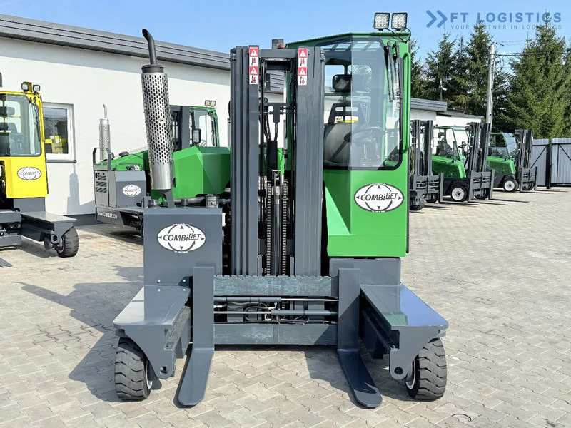 Combilift Combilift C2500 / GAS / TRIPLEX 4900MM / FREE LIFT / ONLY 2446 HOURS / FORK POSITIONER / FULL CABIN / PERFECT CONDITION / Wide r - Viljuškar sa 4 strane: slika 4 Combilift Combilift C2500 / GAS / TRIPLEX 4900MM / FREE LIFT / ONLY 2446 HOURS / FORK POSITIONER / FULL CABIN / PERFECT CONDITION / Wide r - Viljuškar sa 4 strane: slika 4