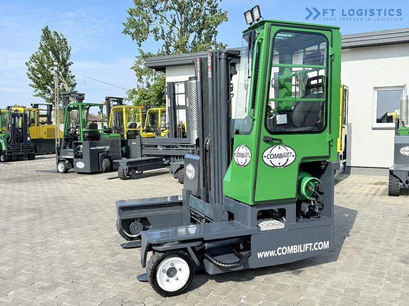 Combilift Combilift C2500 / GAS / TRIPLEX 4900MM / FREE LIFT / ONLY 2446 HOURS / FORK POSITIONER / FULL CABIN / PERFECT CONDITION / Wide r - Viljuškar sa 4 strane: slika 3 Combilift Combilift C2500 / GAS / TRIPLEX 4900MM / FREE LIFT / ONLY 2446 HOURS / FORK POSITIONER / FULL CABIN / PERFECT CONDITION / Wide r - Viljuškar sa 4 strane: slika 3