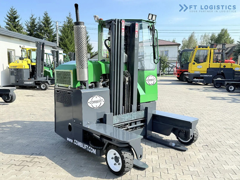 Combilift Combilift C2500 / GAS / TRIPLEX 4900MM / FREE LIFT / ONLY 2446 HOURS / FORK POSITIONER / FULL CABIN / PERFECT CONDITION / Wide r - Viljuškar sa 4 strane: slika 5 Combilift Combilift C2500 / GAS / TRIPLEX 4900MM / FREE LIFT / ONLY 2446 HOURS / FORK POSITIONER / FULL CABIN / PERFECT CONDITION / Wide r - Viljuškar sa 4 strane: slika 5