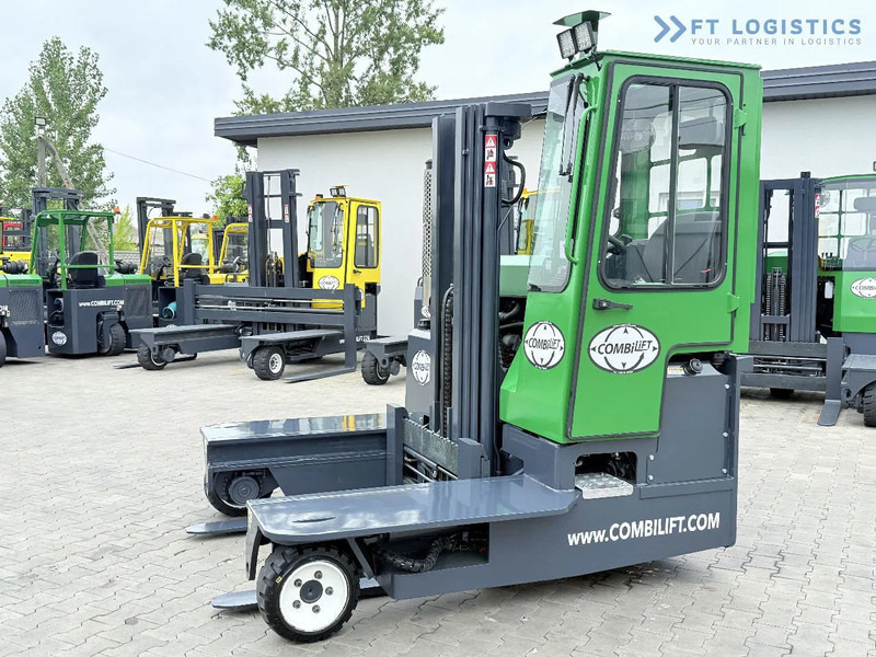 Combilift Combilift C3000 / DIESEL / TRIPLEX 4900MM / FREE LIFT / FORK POSITIONER / HEATING / FULL CABIN / PERFECT CONDITION / Wide range - Viljuškar sa 4 strane: slika 2 Combilift Combilift C3000 / DIESEL / TRIPLEX 4900MM / FREE LIFT / FORK POSITIONER / HEATING / FULL CABIN / PERFECT CONDITION / Wide range - Viljuškar sa 4 strane: slika 2