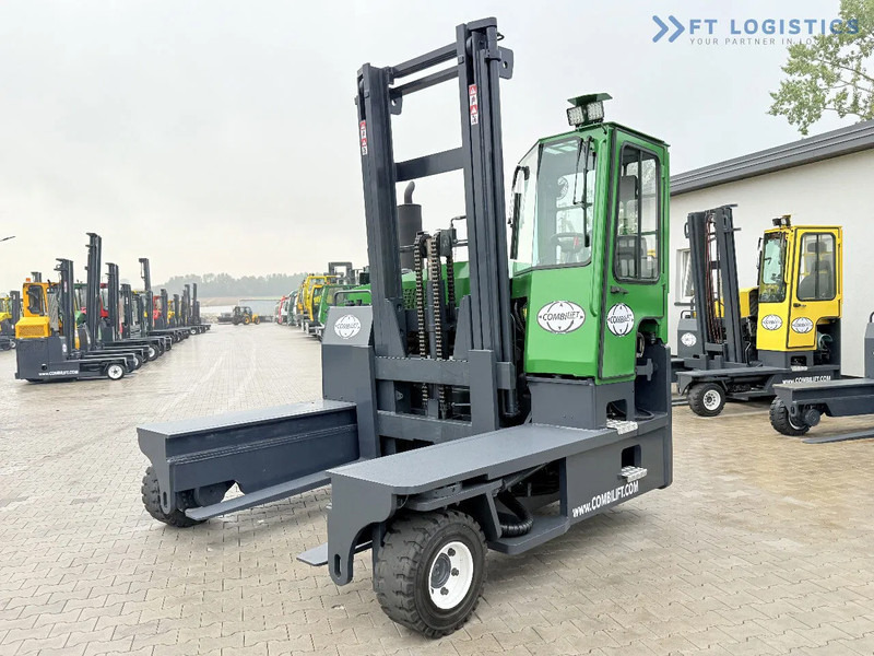 Combilift Combilift C8000 2018 GAS DUPLEX FREE LIFT Combilift C8000 2018 GAS DUPLEX FREE LIFT - Viljuškar sa 4 strane: slika 1 Combilift Combilift C8000 2018 GAS DUPLEX FREE LIFT Combilift C8000 2018 GAS DUPLEX FREE LIFT - Viljuškar sa 4 strane: slika 1
