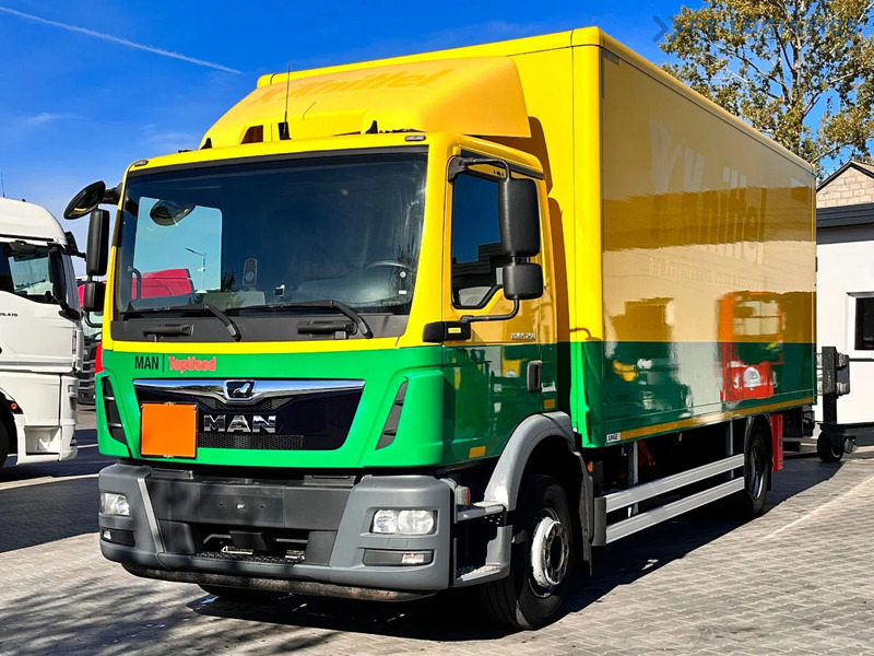 MAN TGM 15.250 MAN TGM 15.250 4X2 / CONTAINER - 16 PALLETS / TAIL LIFT / TIRES 80% / PERFECT CONDITION - Kamion sa zatvorenim sandukom: slika 2 MAN TGM 15.250 MAN TGM 15.250 4X2 / CONTAINER - 16 PALLETS / TAIL LIFT / TIRES 80% / PERFECT CONDITION - Kamion sa zatvorenim sandukom: slika 2
