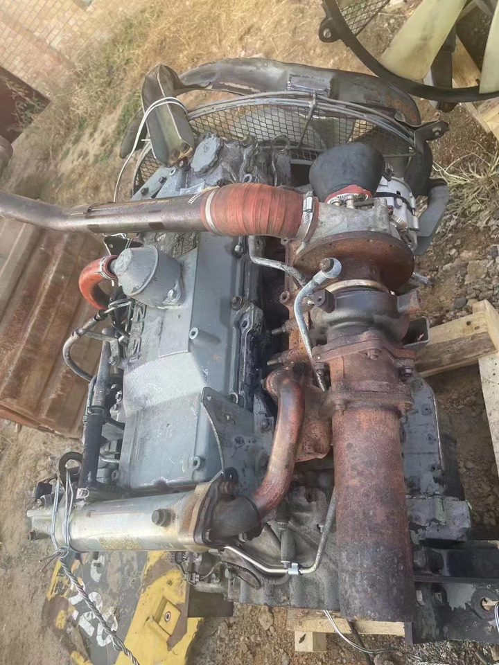 ISUZU 4HK1 - Motor za Bager: slika 1 ISUZU 4HK1 - Motor za Bager: slika 1