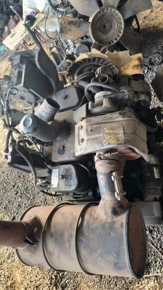 KOMATSU 4D102E-2 - Motor za Bager: slika 2 KOMATSU 4D102E-2 - Motor za Bager: slika 2