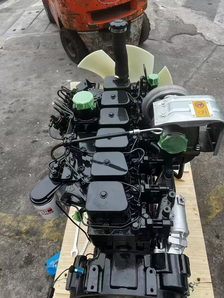 KOMATSU 6D102E - Motor za Bager: slika 2 KOMATSU 6D102E - Motor za Bager: slika 2