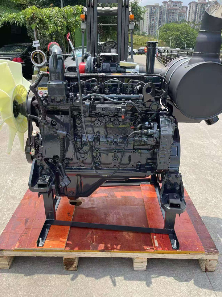 KOMATSU 6D107E-1   6D107E - Motor za Bager: slika 2 KOMATSU 6D107E-1   6D107E - Motor za Bager: slika 2